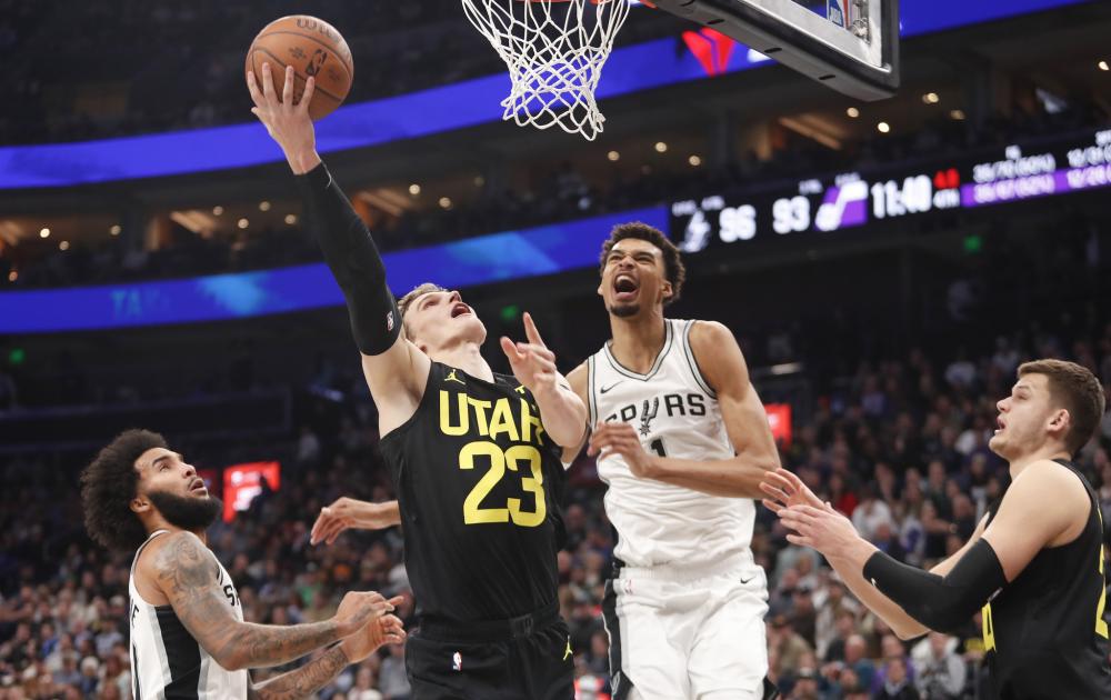 用主场观众 用主场观众