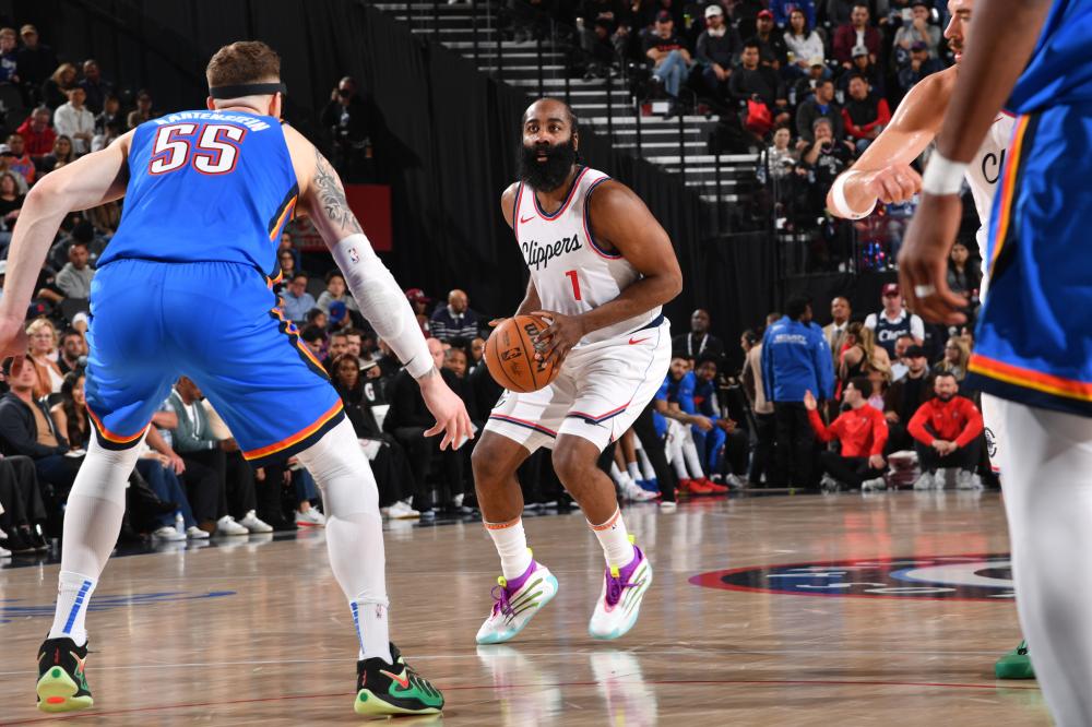 不同于一些 不同于一些