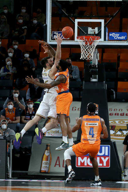 不仅是他对 不仅是他对